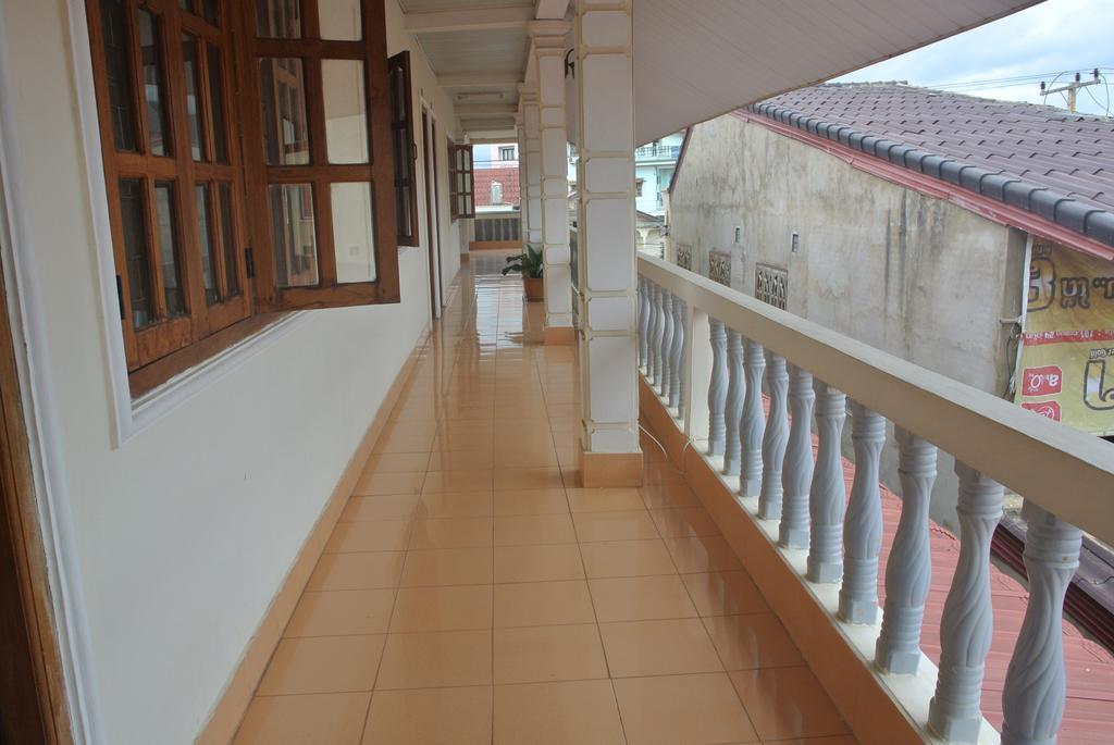 Nice Guesthouse Muang Phônsavan 외부 사진